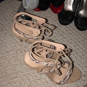 Tan heels with fringe and snakeskin